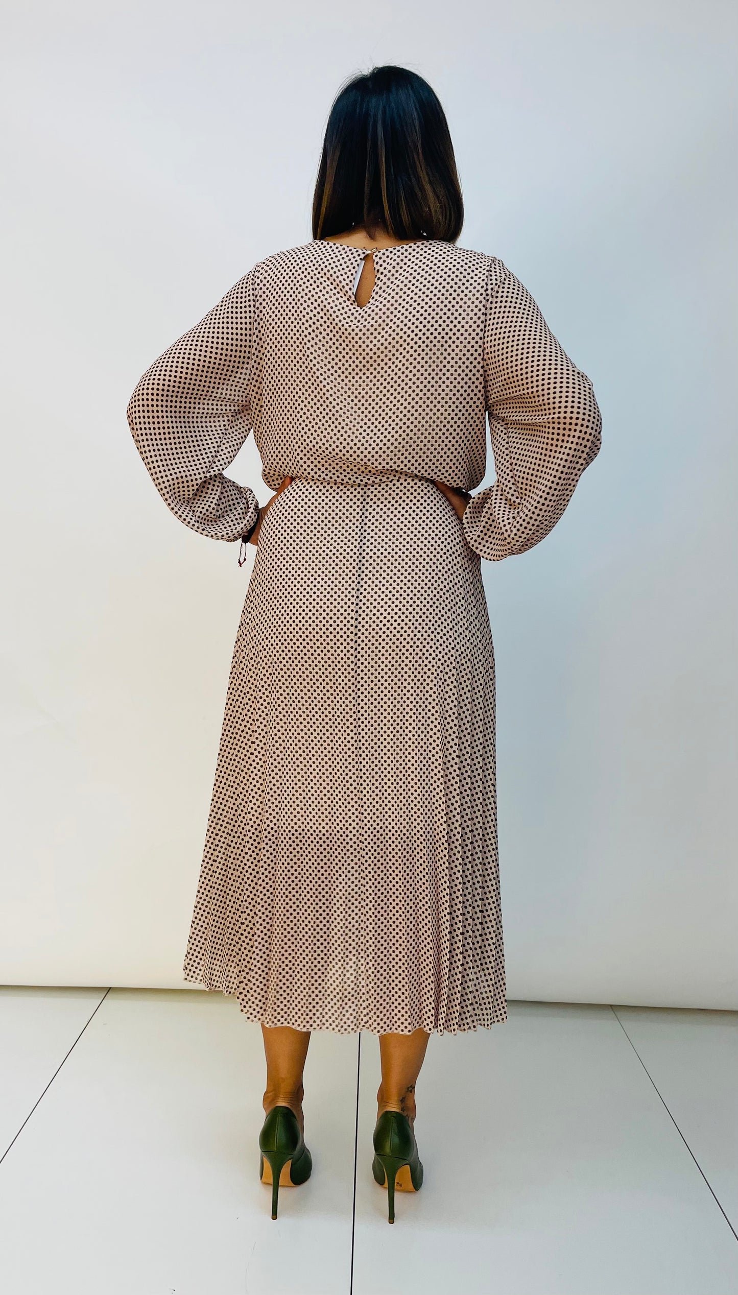 VESTIDO LUNARES