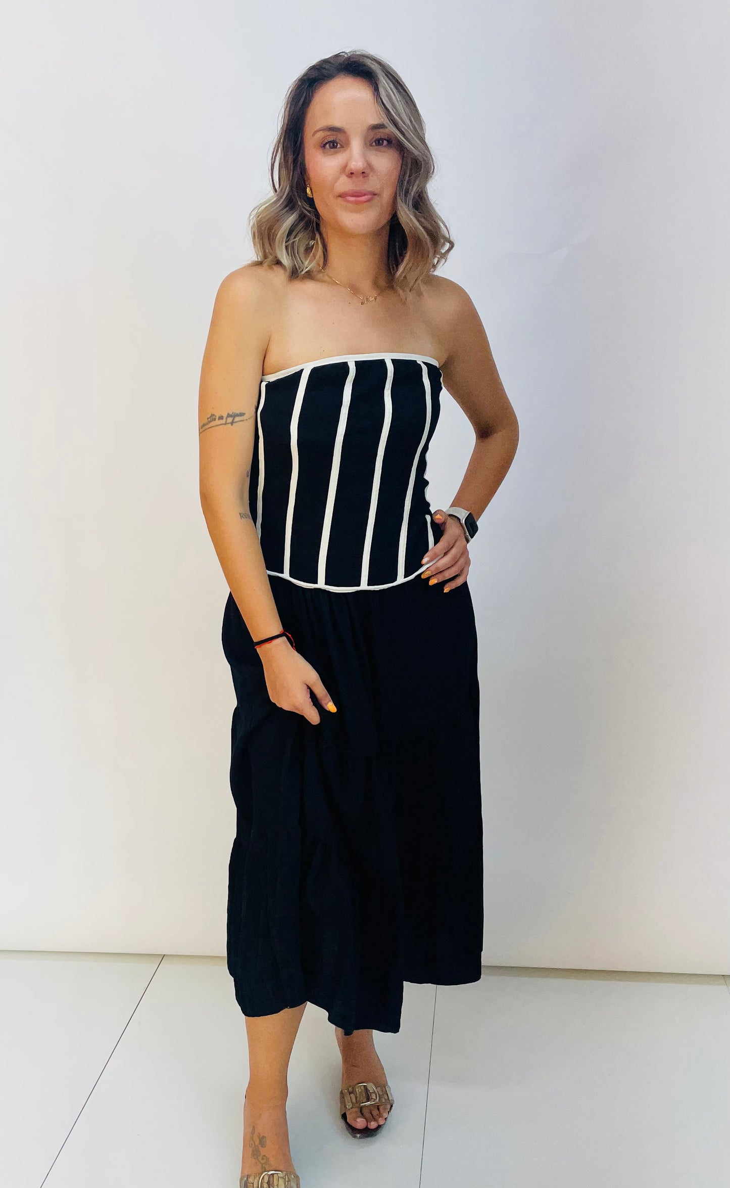VESTIDO PALABRA DE HONOR