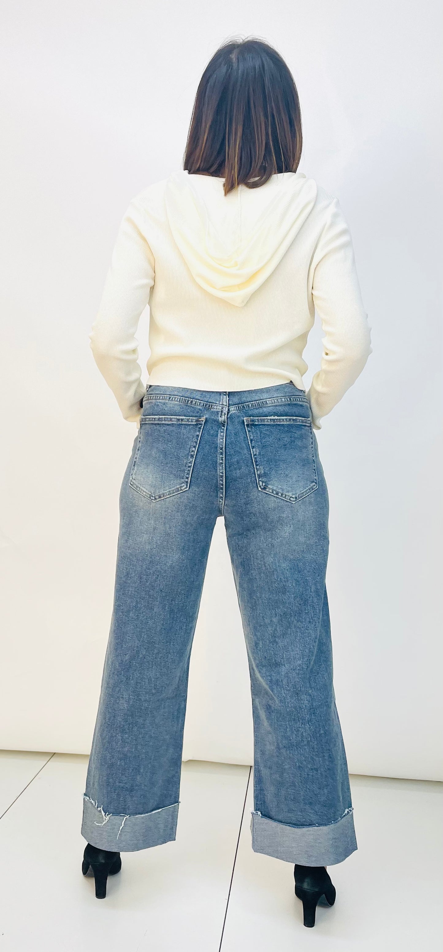 CHAQUETA CORTA