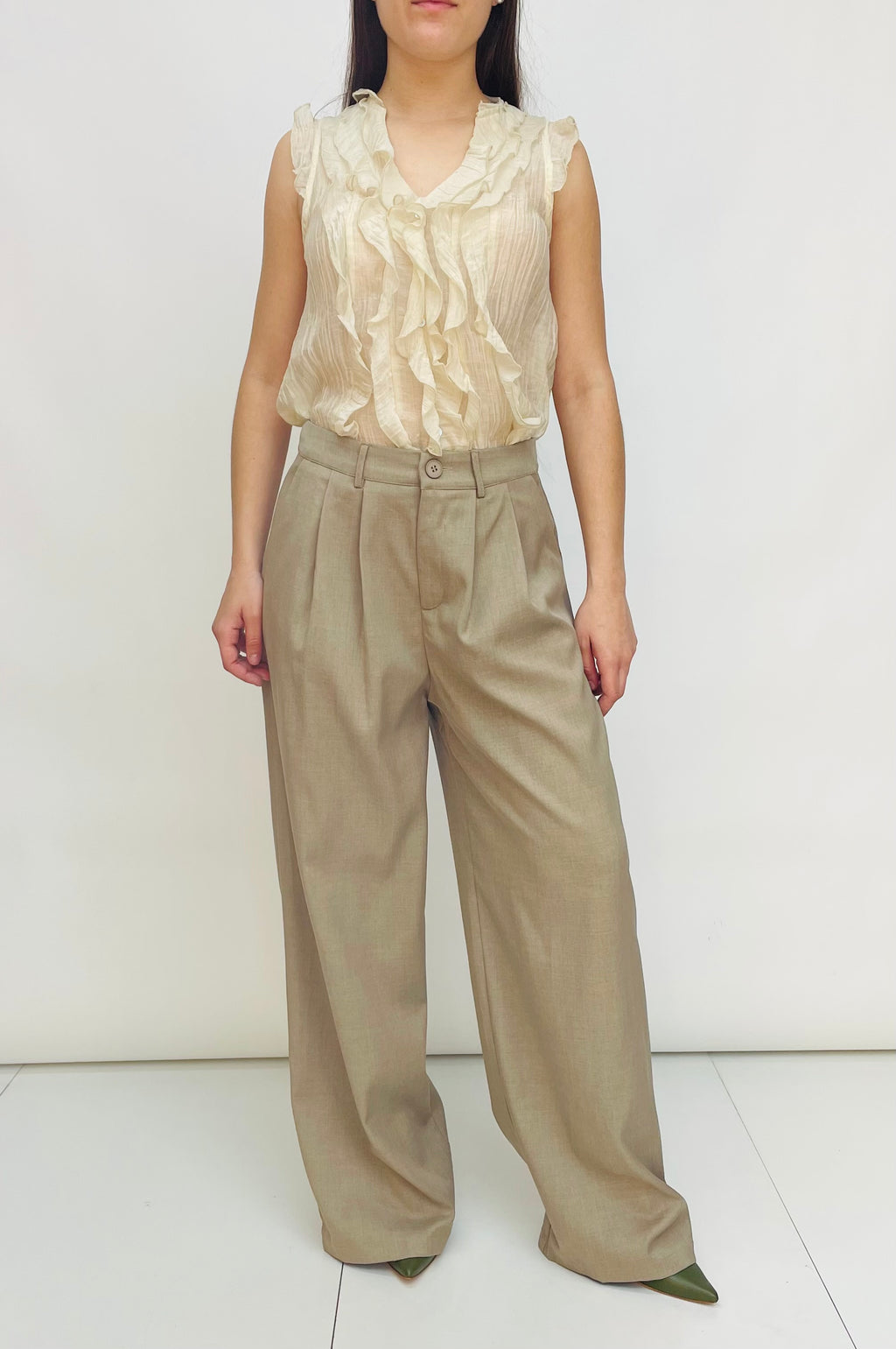 PLEATED TROUSERS