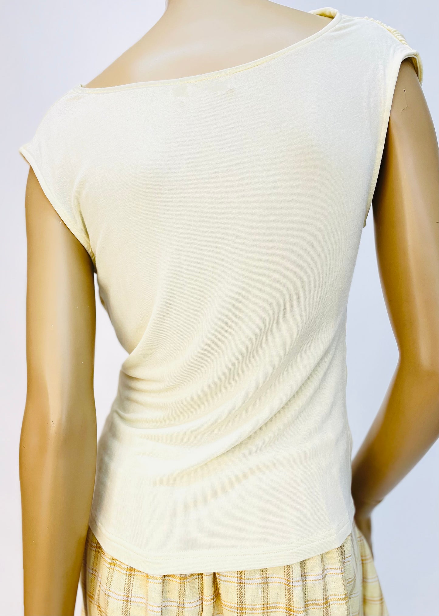 CAMISETA DRAPEADA