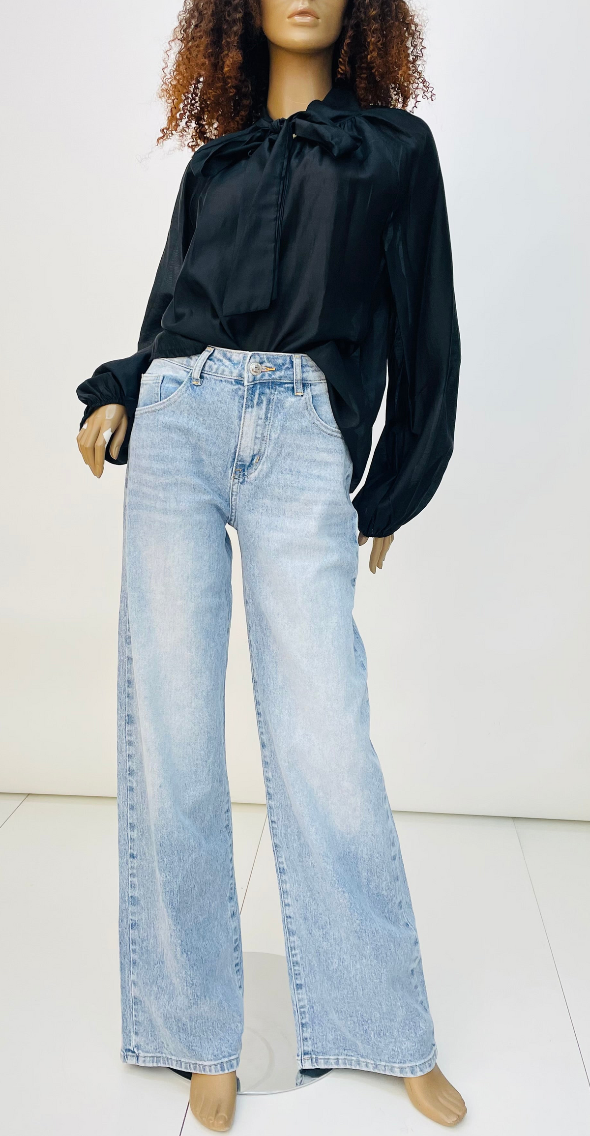 BLOUSE WITH BOW