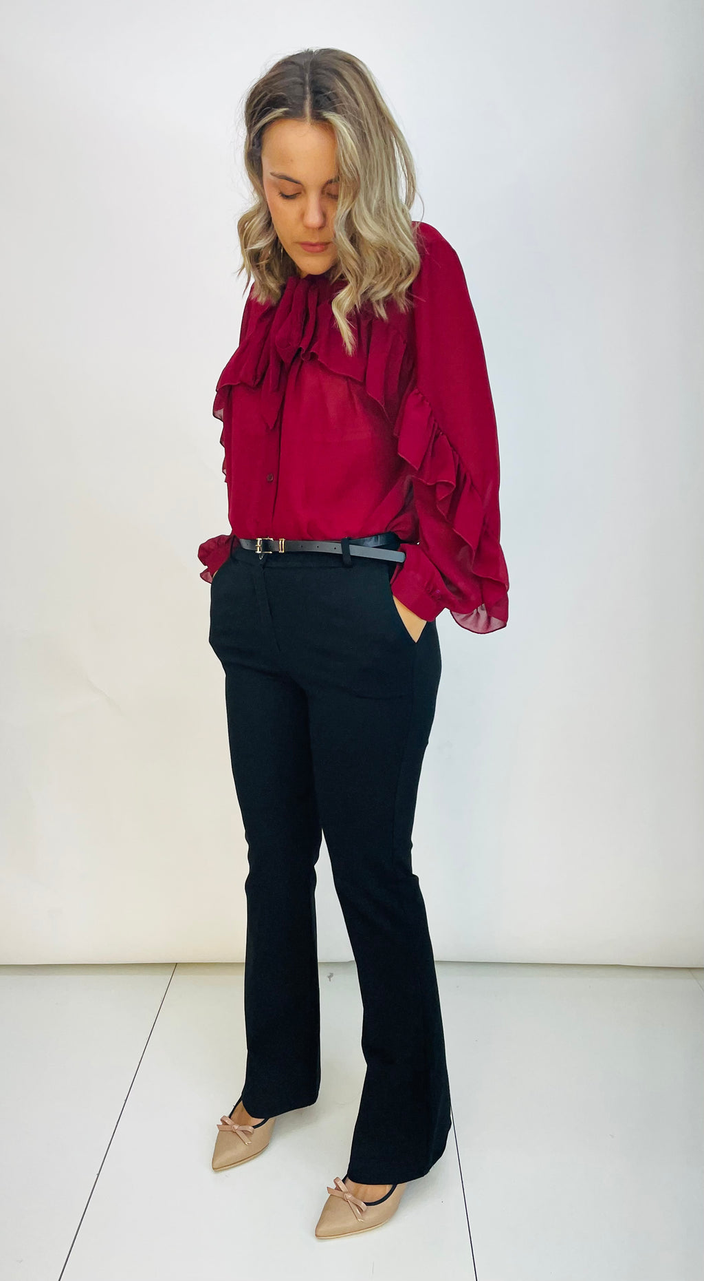 BLUSE MIT RÜSCHEN