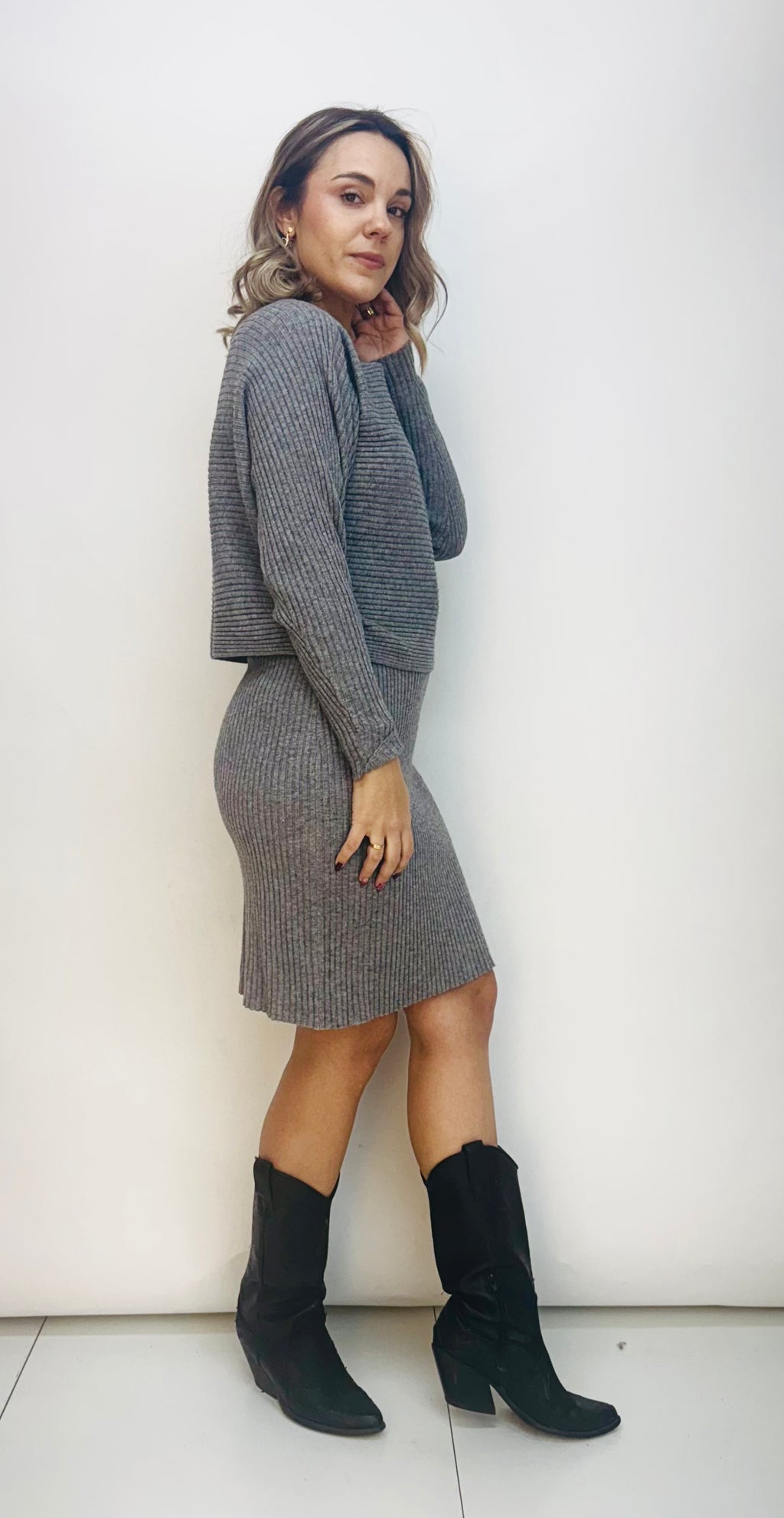 STRICKKLEID