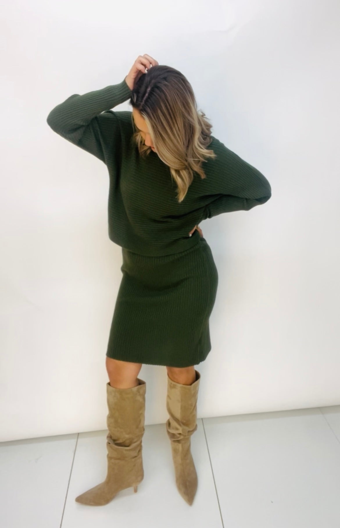 STRICKKLEID