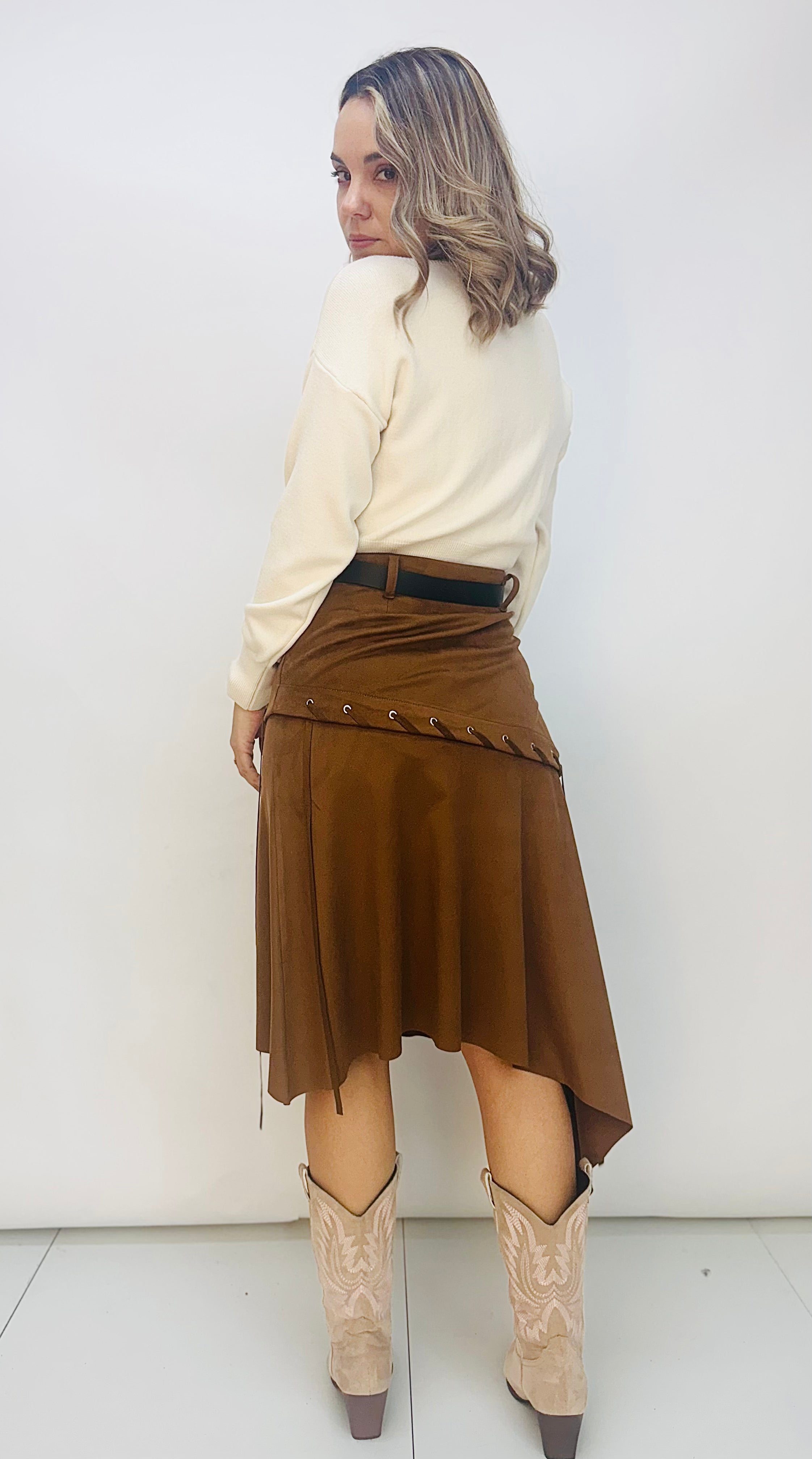 ASYMMETRICAL SKIRT